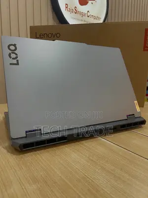 New Laptop Lenovo LOQ 15IRH8 16GB Intel Core i7 SSD 512GB