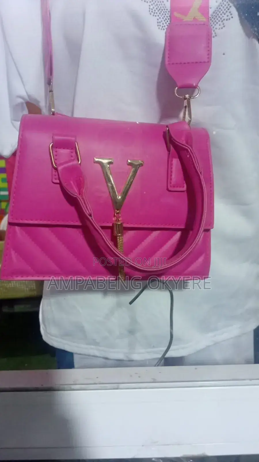 Classic Hand Bag For Ladies
