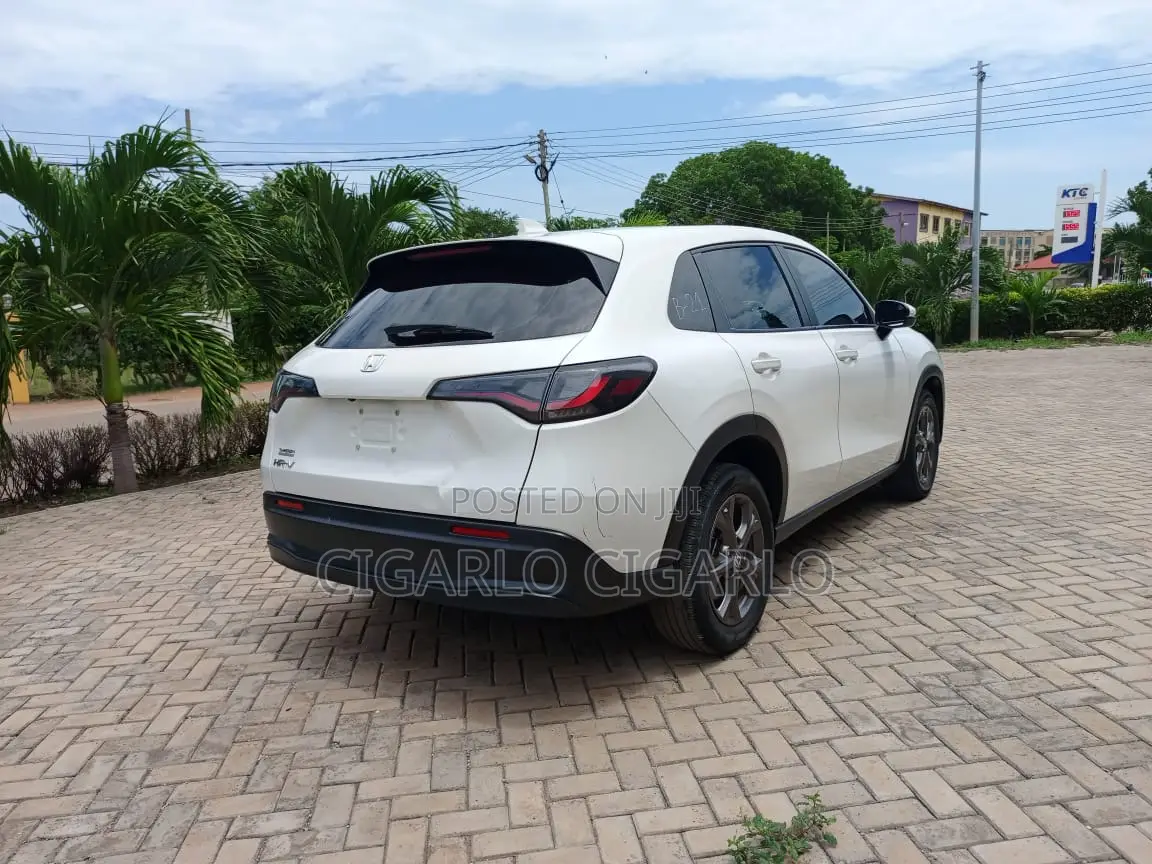 Honda HR-V EX-L AWD CVT w/o BSI 2024 White