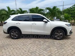 Honda HR-V EX-L AWD CVT w/o BSI 2024 White