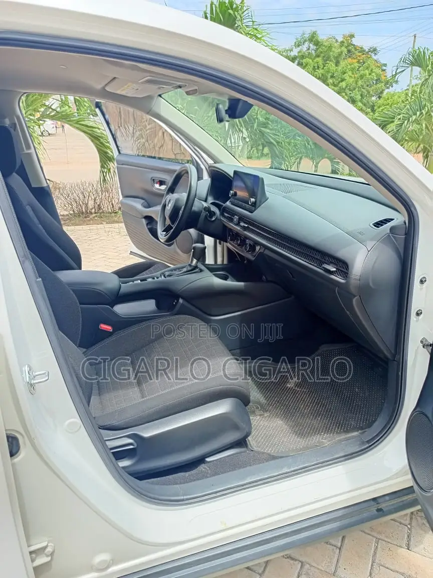 Honda HR-V EX-L AWD CVT w/o BSI 2024 White