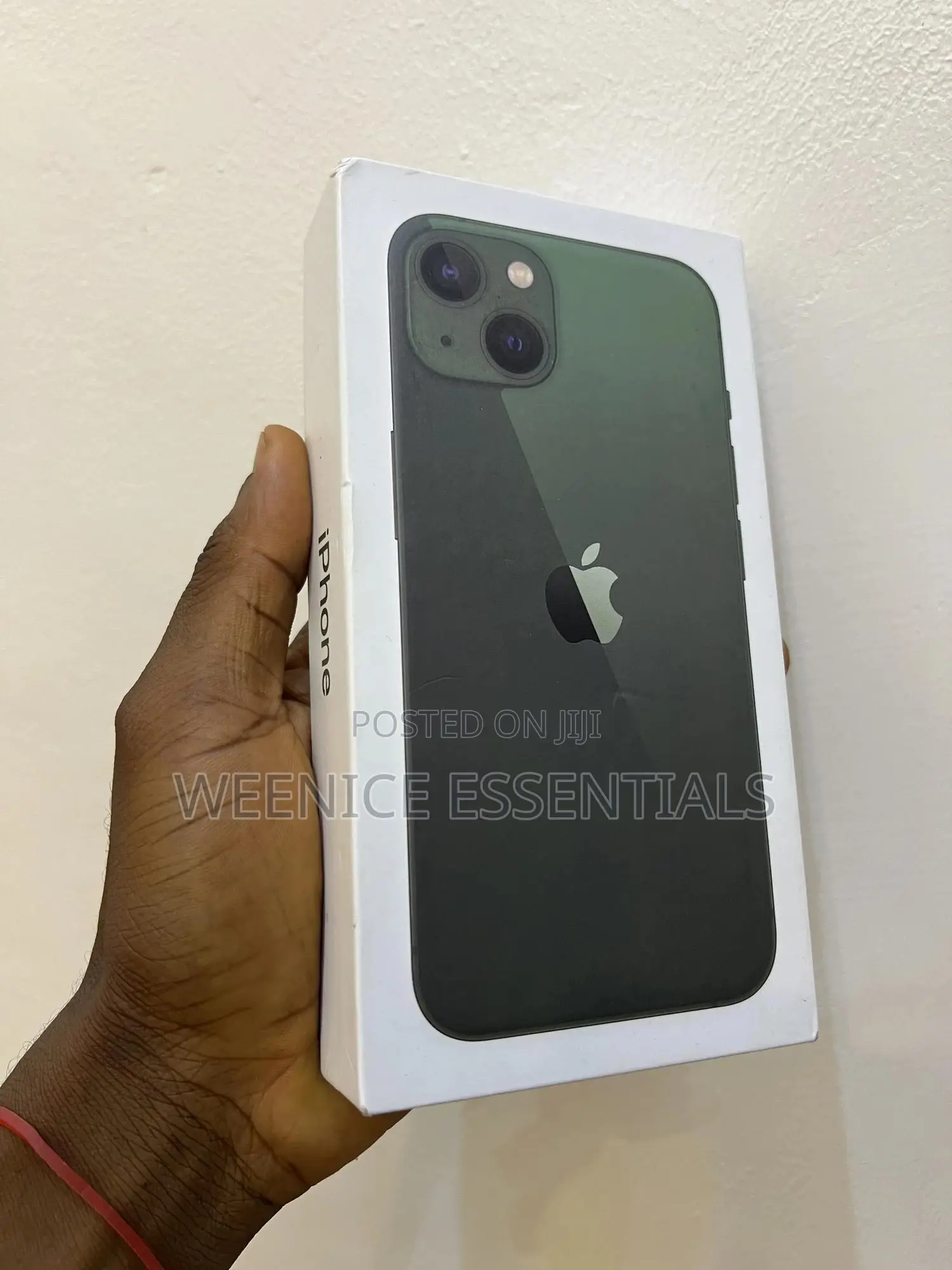 New Apple iPhone 13 128 GB Green