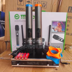 Max Dh-744 Cordless Microphone