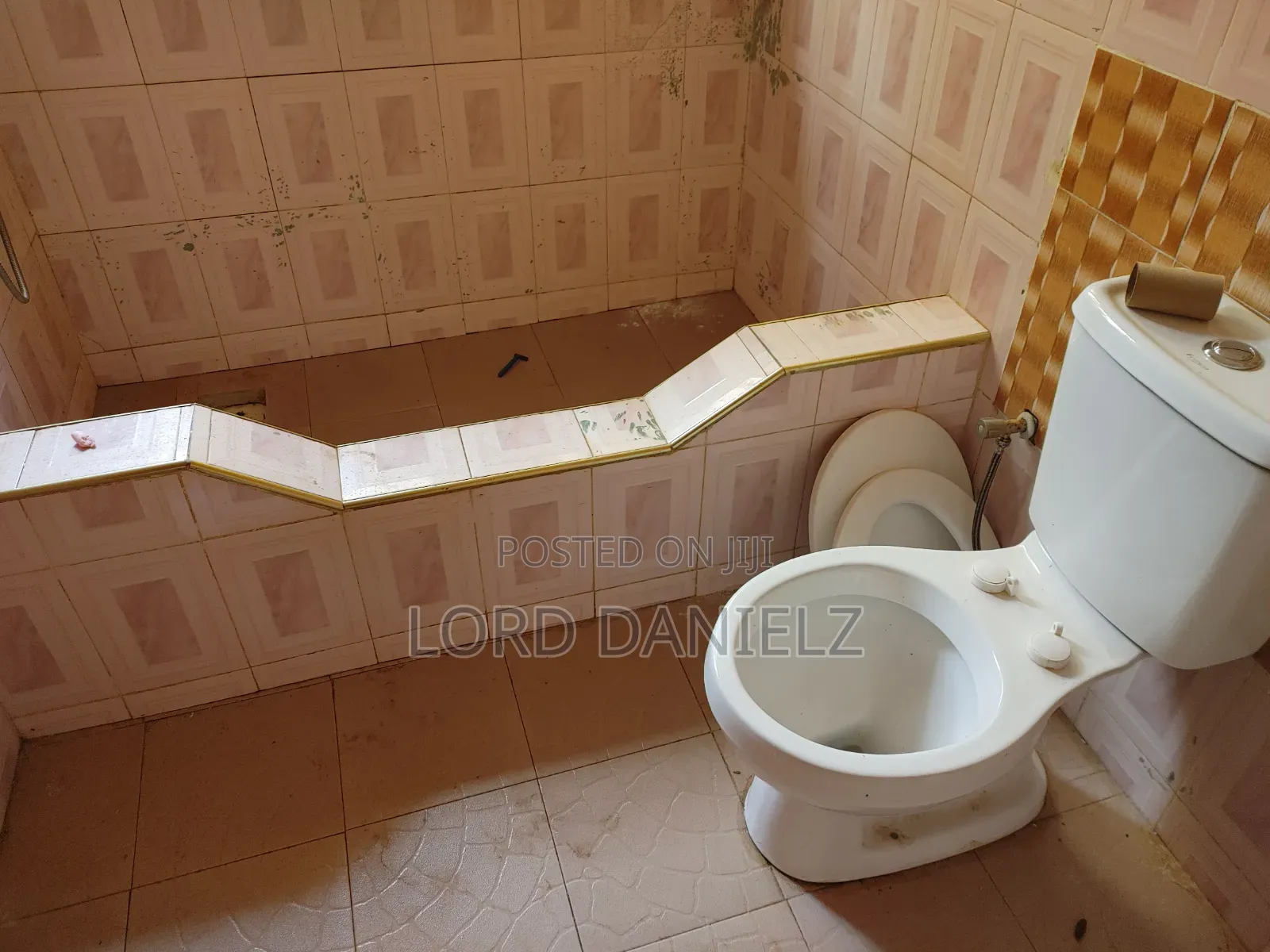 2bdrm Apartment in Kotwi, Kumasi Metropolitan for rent