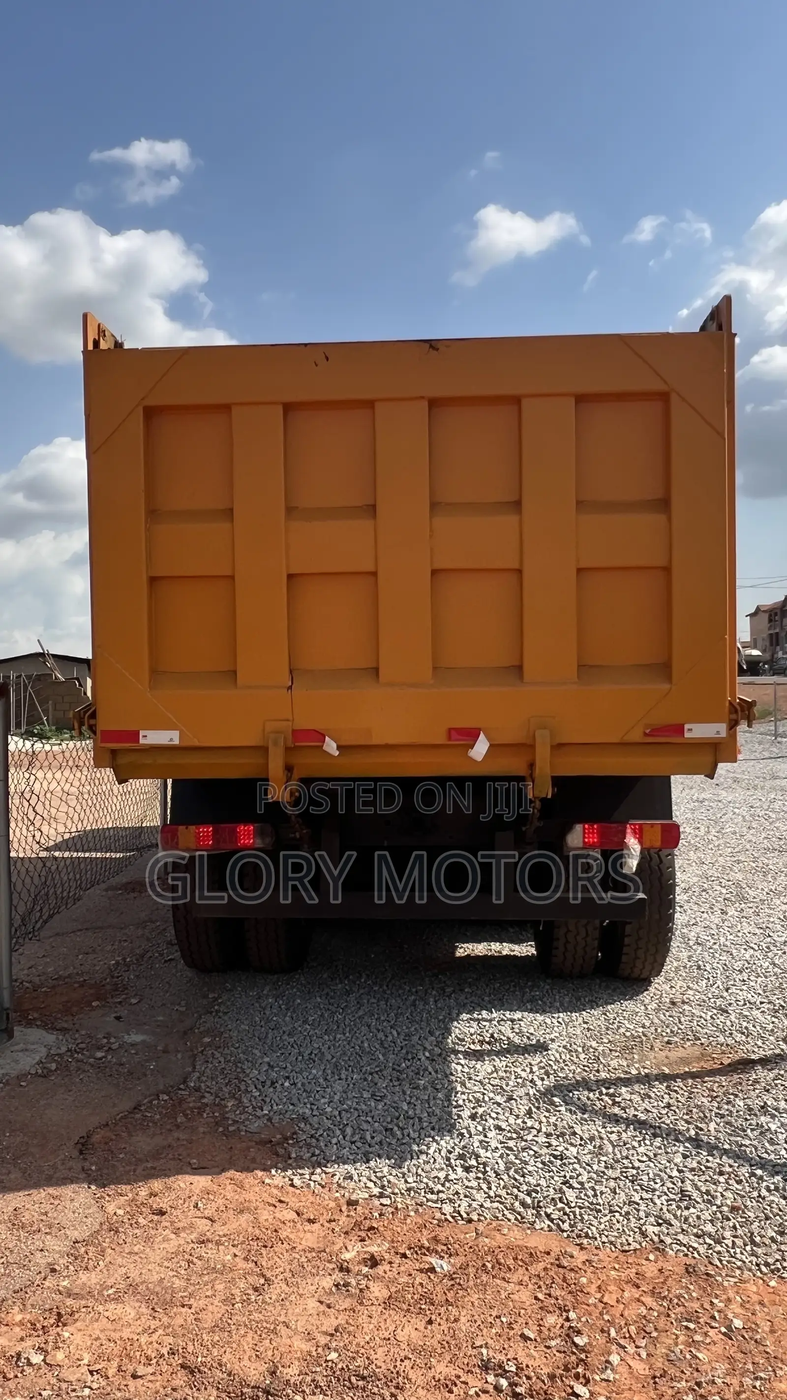 Shacman Dump Truck