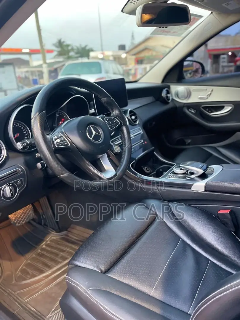 Mercedes-Benz C300 2016 Gray