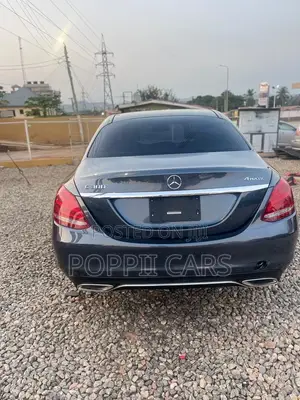 Mercedes-Benz C300 2016 Gray