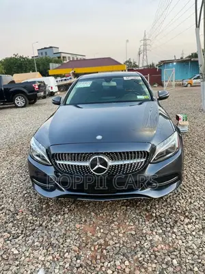 Mercedes-Benz C300 2016 Gray
