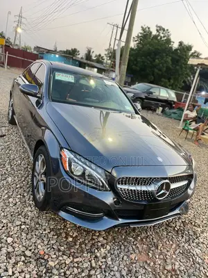 Mercedes-Benz C300 2016 Gray