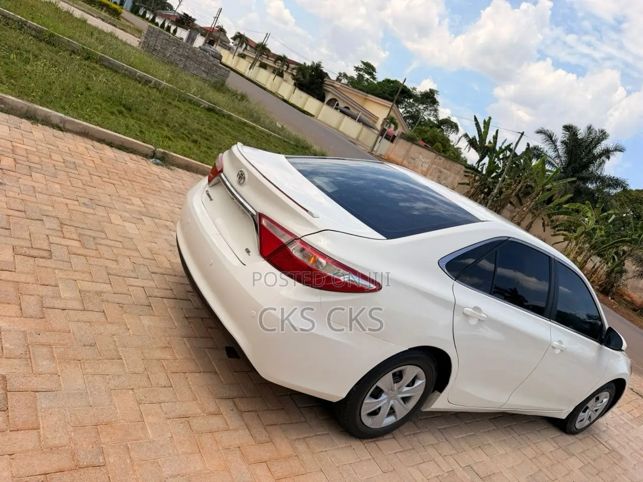 Toyota Camry 2016 White