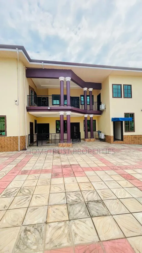 2bdrm Apartment in Pokuase Acp for rent