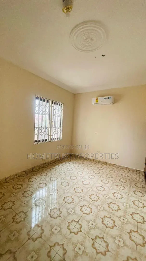 2bdrm Apartment in Pokuase Acp for rent