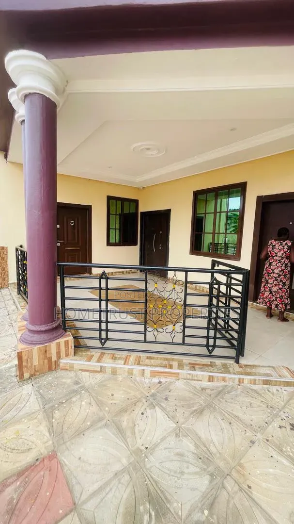 2bdrm Apartment in Pokuase Acp for rent