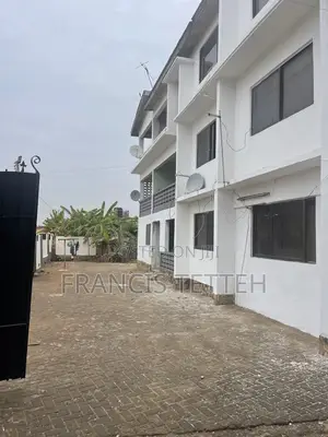 17bdrm House in Teshie-Nungua Estates for sale