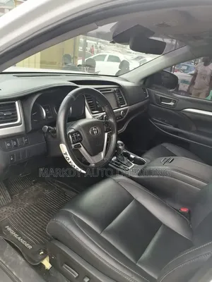 Toyota Highlander 2019 White