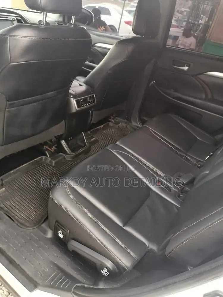 Toyota Highlander 2019 White