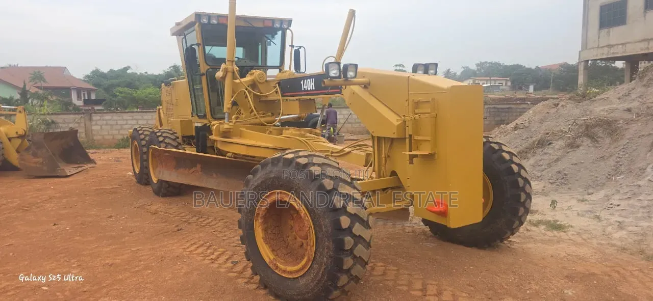 Foreign Used Graders Available for Sale