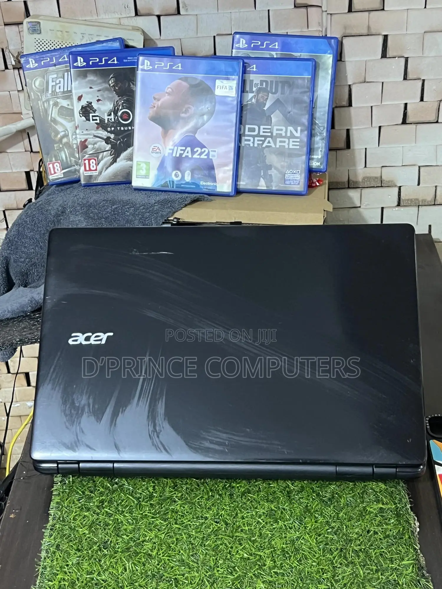 Laptop Acer Aspire E5-571G 8GB Intel Core i5 HDD+SSD 750GB