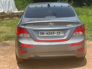 Hyundai Accent 2011 Gray