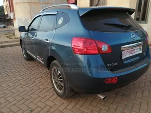 Nissan Rogue SV 2013 Blue