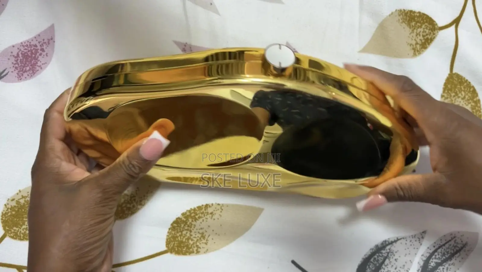 Luxury Metallic Gold Sculpted Clutch Bag