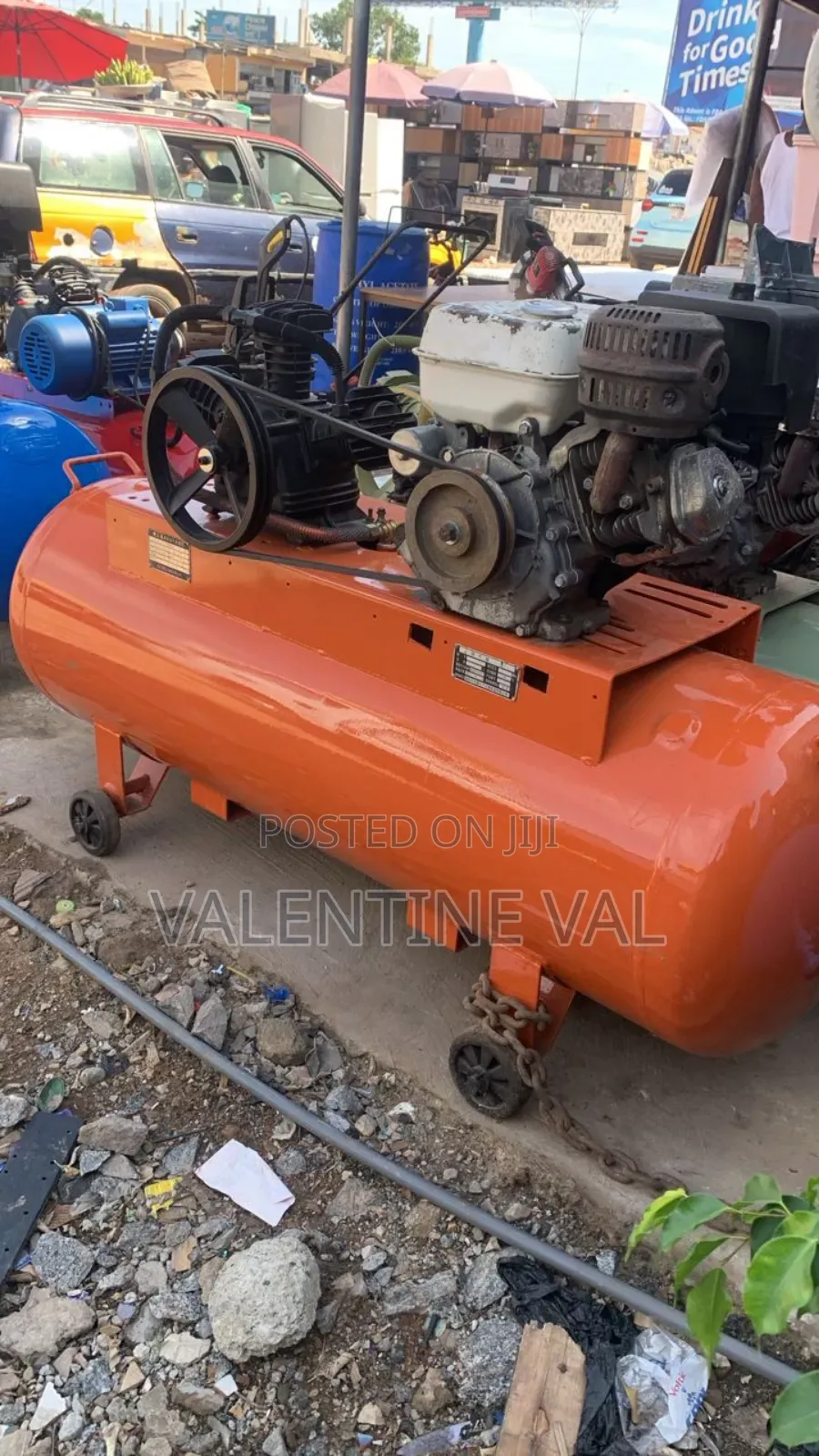 Compressor/Spraying Machine 300 Liters With Powerful Engine