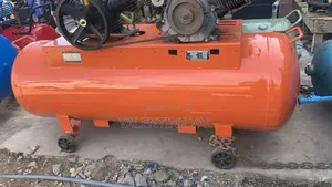 Compressor/Spraying Machine 300 Liters With Powerful Engine
