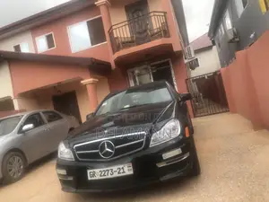 Mercedes-Benz C250 2012 Black