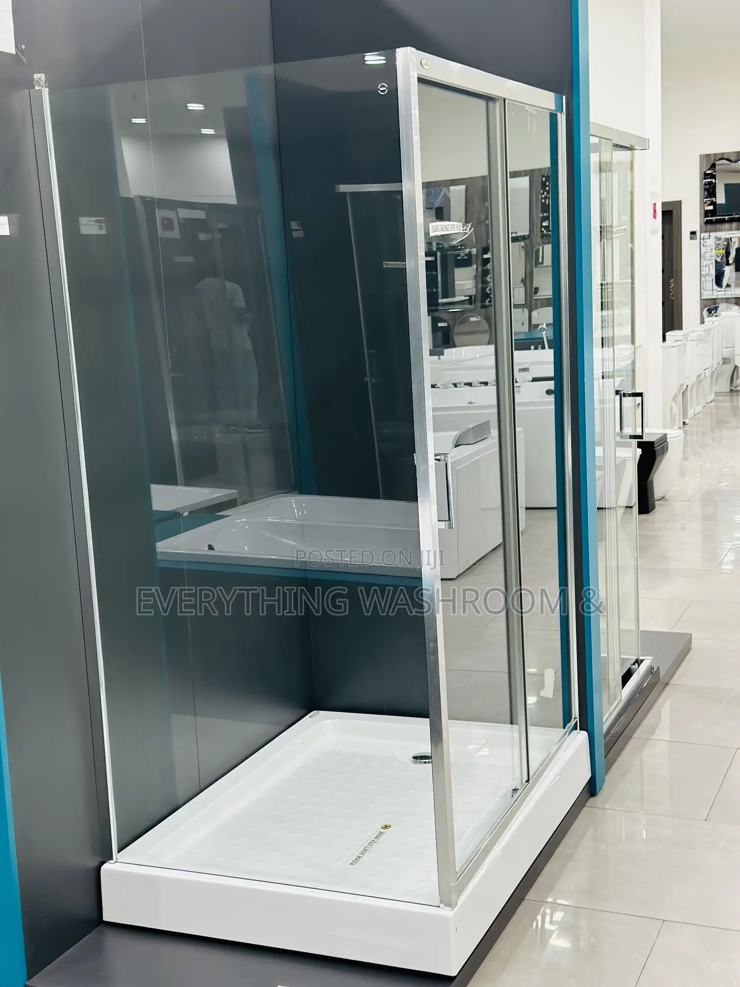 Modern 120x90cm Shower Cubicle Enclosure With Sliding Glass Doors