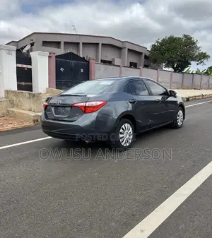 Toyota Corolla 2016 Gray