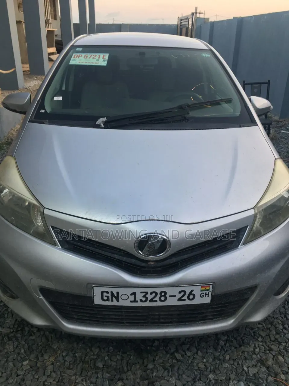 Toyota Vitz 1.3 AWD 5dr 2013 Silver