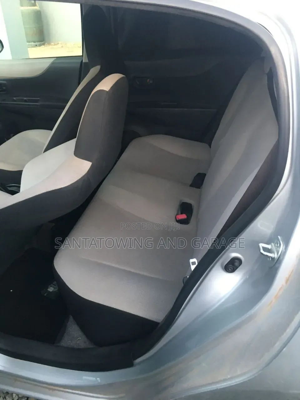 Toyota Vitz 1.3 AWD 5dr 2013 Silver
