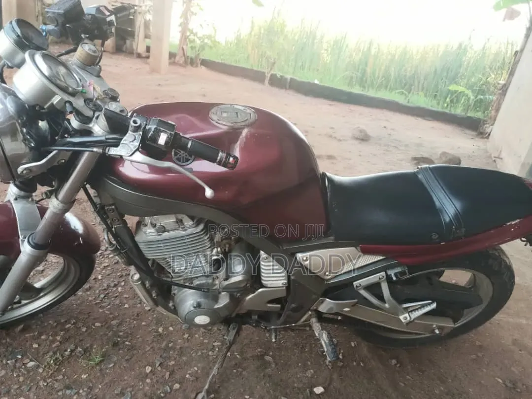 Yamaha 2017 Red