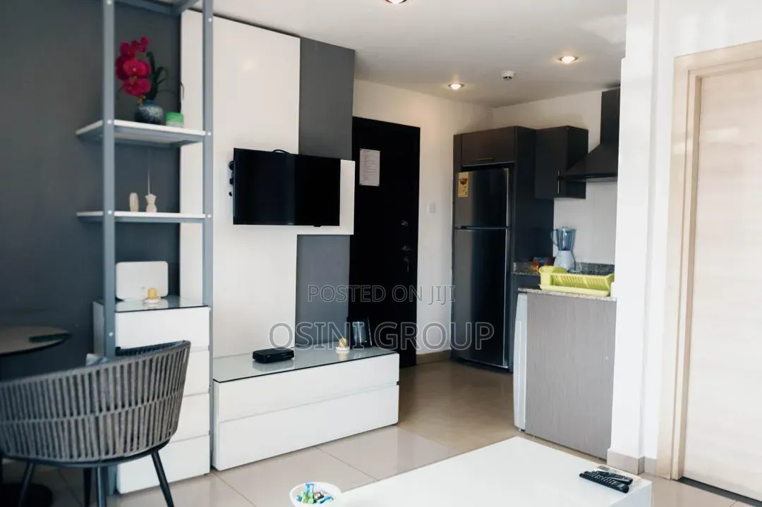 Furnished 1bdrm Apartment in Boundary Road Area for sale