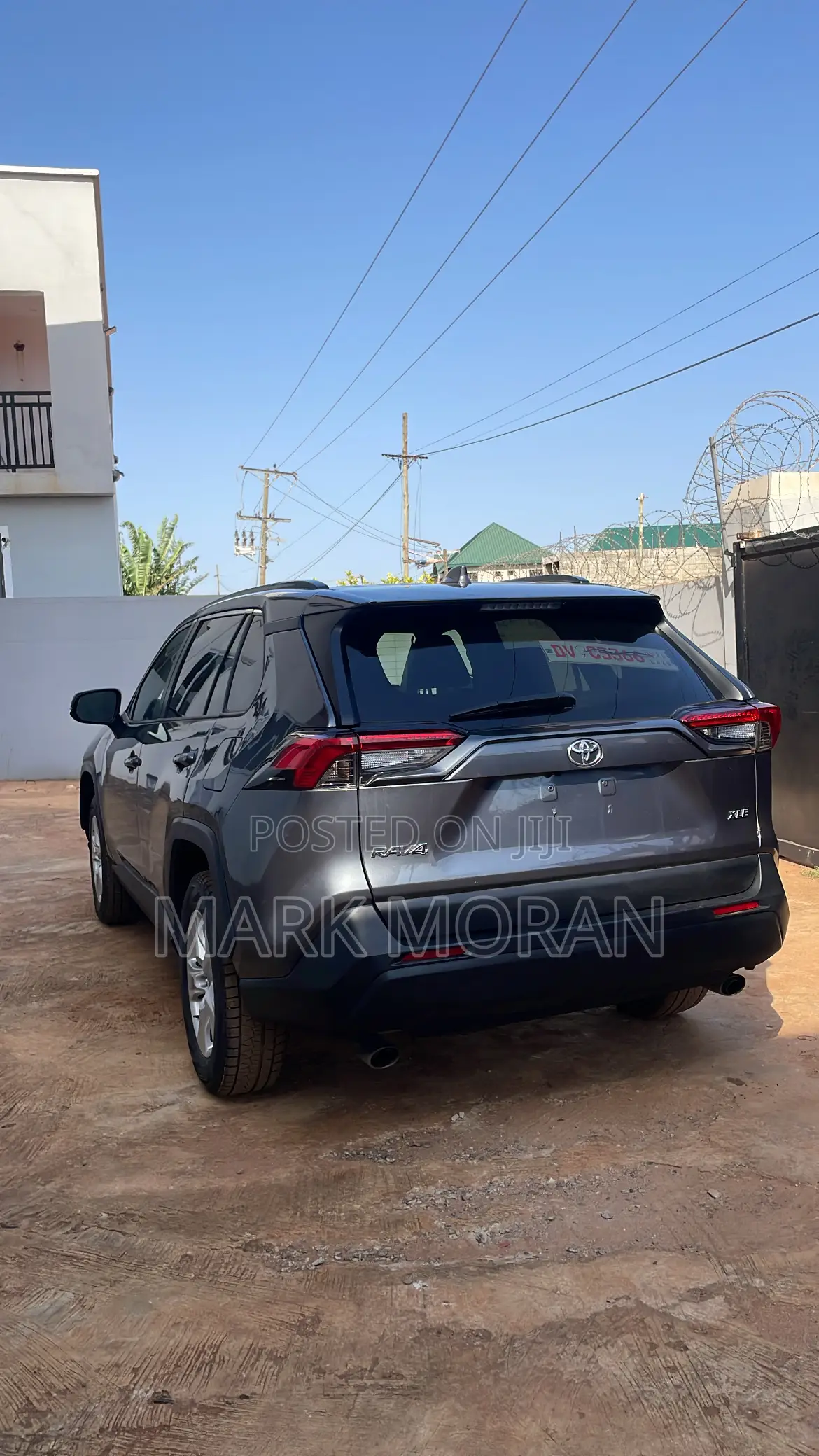 Toyota RAV4 XLE AWD 2023 Gray