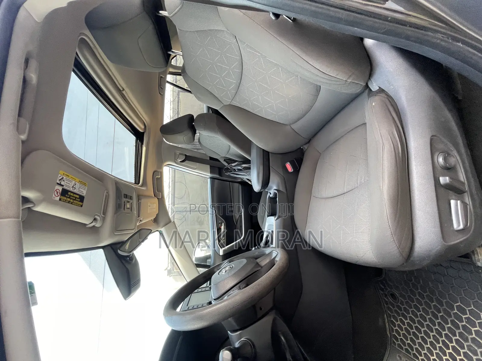 Toyota RAV4 XLE AWD 2023 Gray