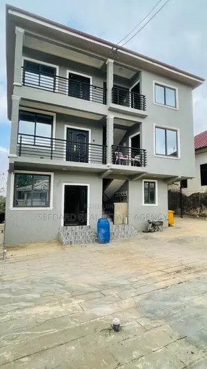 2bdrm Apartment in Sefdard Properties, Pokuase for rent