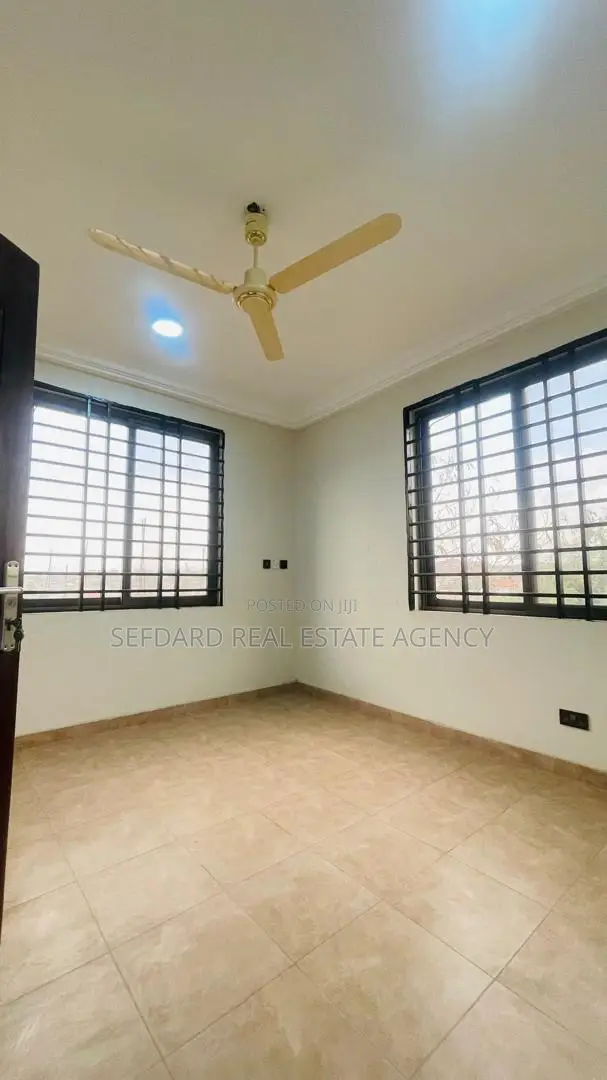 2bdrm Apartment in Sefdard Properties, Pokuase for rent