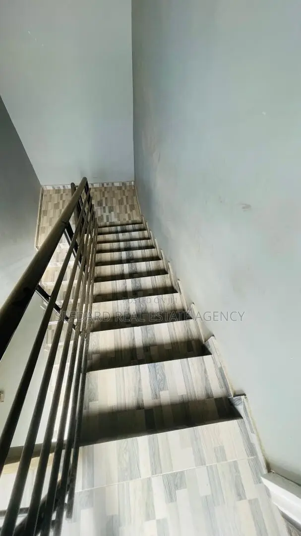 2bdrm Apartment in Sefdard Properties, Pokuase for rent