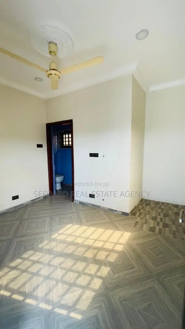 2bdrm Apartment in Sefdard Properties, Pokuase for rent