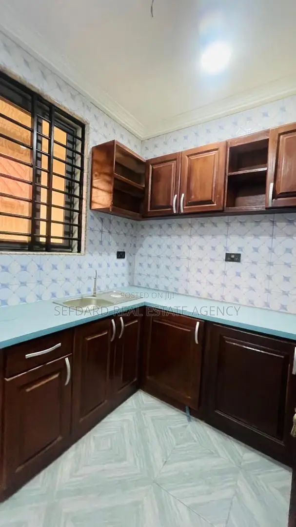 2bdrm Apartment in Sefdard Properties, Pokuase for rent
