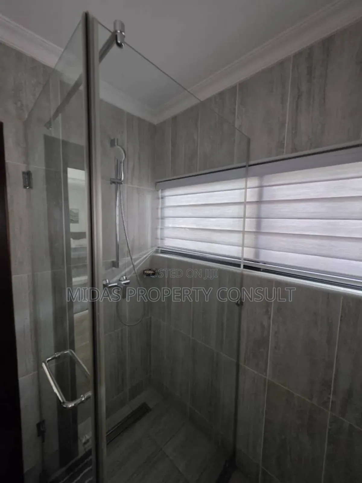 Furnished 2bdrm Apartment in Cantonment, Accra Metropolitan for sale