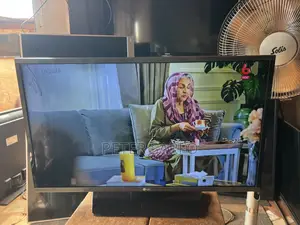 Lg Smart Tv (32 inches)