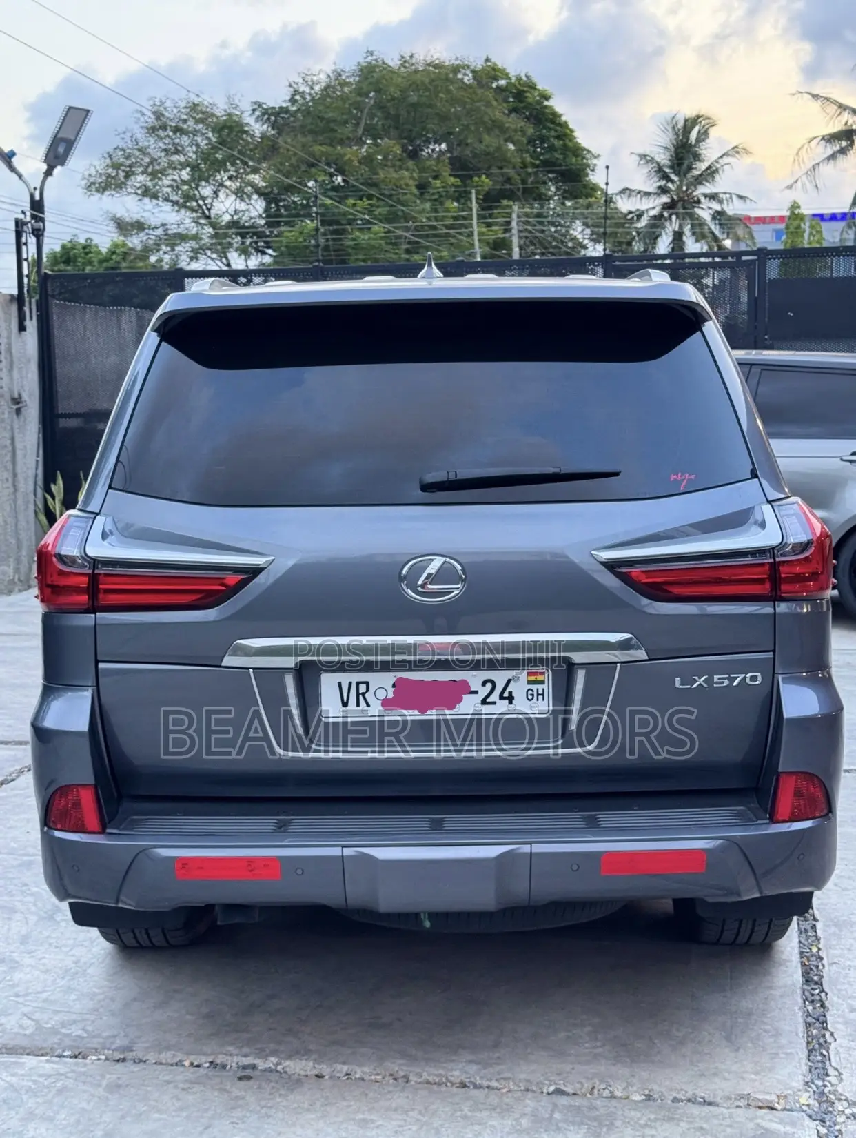 Lexus LX 570 AWD 2021 Gray