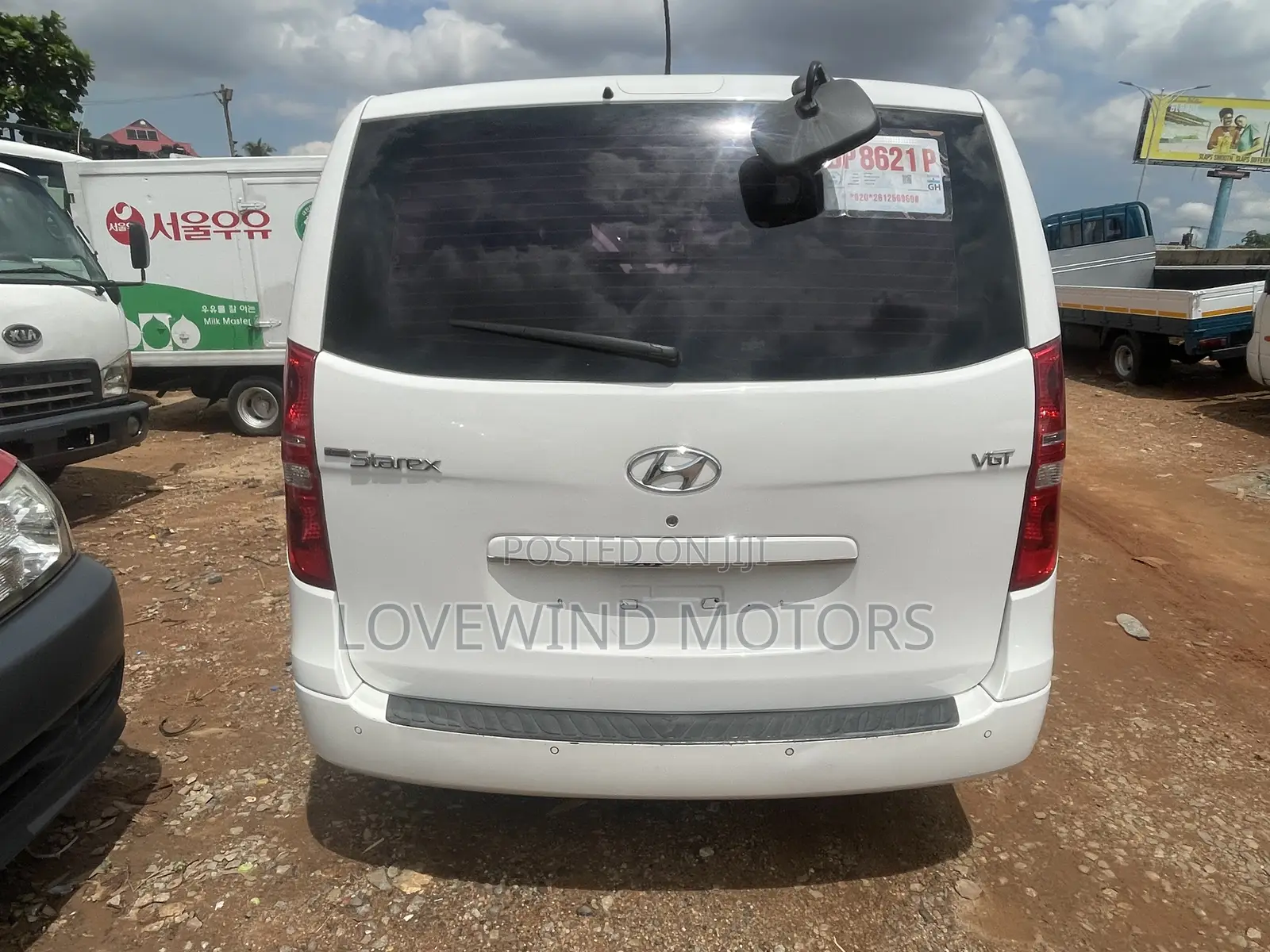 Hyundai Starex 2014 White
