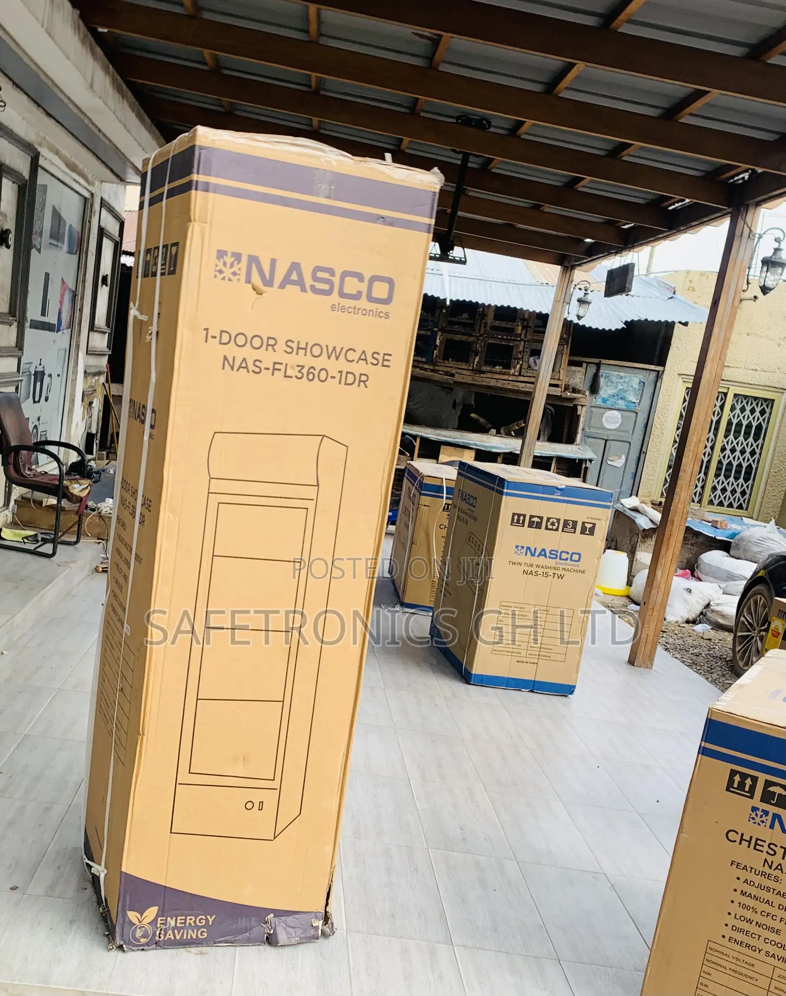 Secure Classic Nasco 298 LTRS Display Fridge-Nas-Fl360-1dr