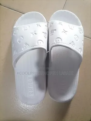 Designer Men Women Summer Outdoor Wear Breathable Thick Bottom Eva