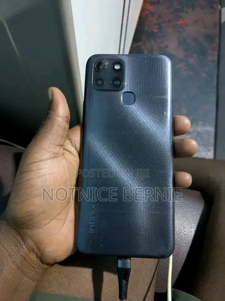 Infinix Smart 6 32 GB Black