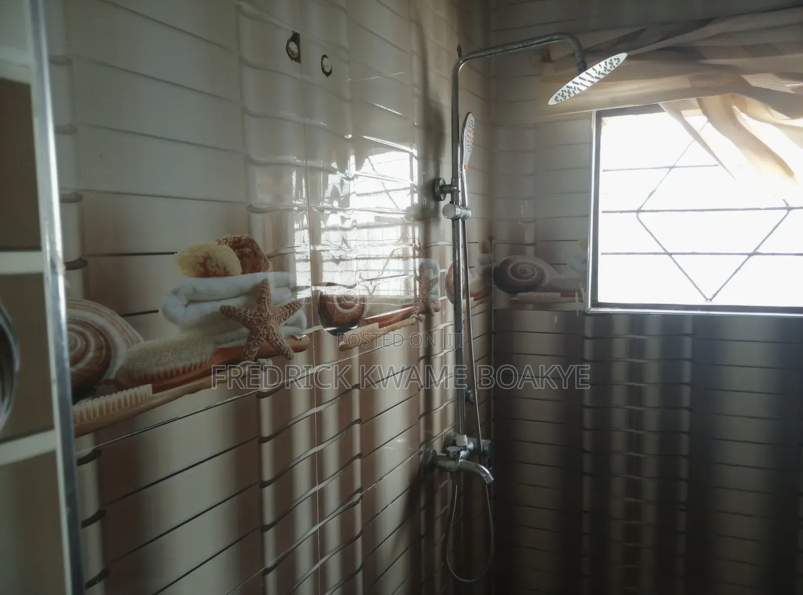 4bdrm House in Brother K Estate, Kumasi Metropolitan for sale