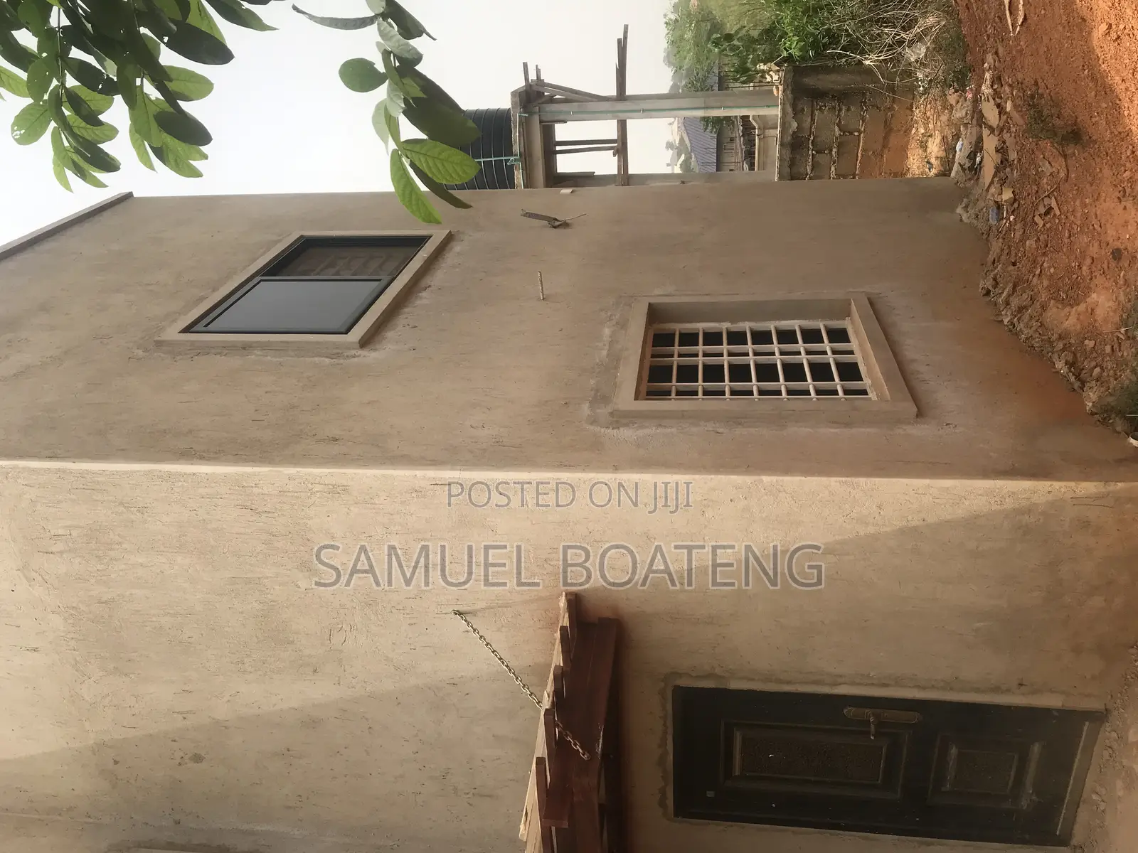 6bdrm Mansion in Atwima Kwanwoma for sale